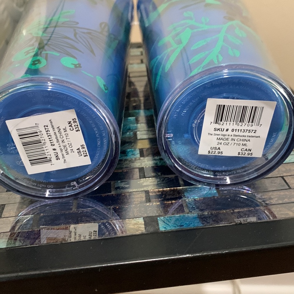 Starbucks Holiday 2022 Color Change Blue Glitter Rose Corsage Cold Cup Tumbler - Picture 8 of 16